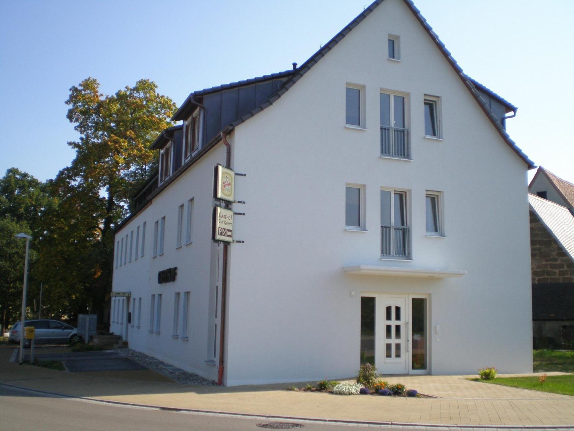 זירנדורף Gaestehaus Zur Kurve מראה חיצוני תמונה